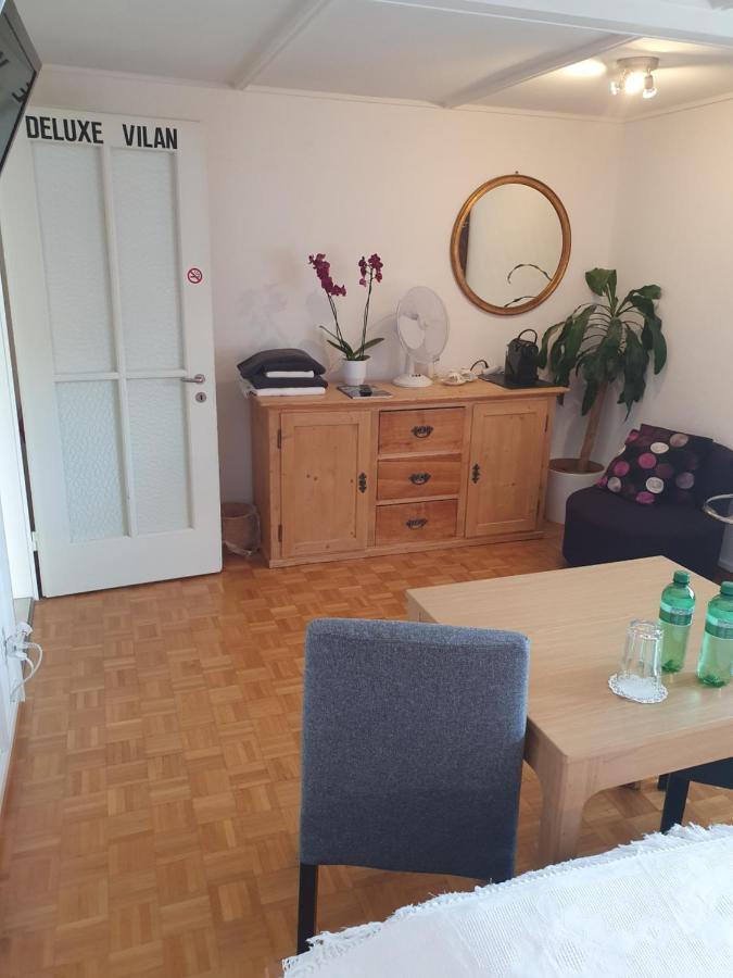 Bnb Haus Weibel Landquart Esterno foto
